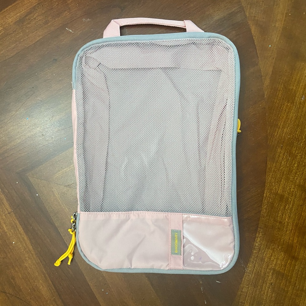 Bagsmart packing cube medium size